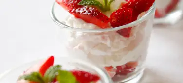 Einfach beerenstark: Lecker-leicht genießen mit Erd- und Heidelbeeren