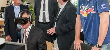 IHK-Präsident Dirk von Vopelius besucht hl-studios