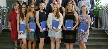 Erster Abiturjahrgang des Kieler Wirtschaftsgymnasiums