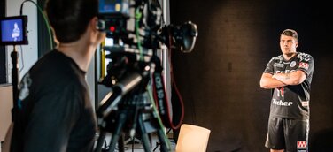 HC Erlangen: Großes Foto- und Videoshooting beim Medienpartner hl-studios