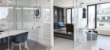 Just Feel Good – Ladenbauer Raumschiff realisiert die neue Workspace & Eventlocation für FrachtRaum in Hamburg
