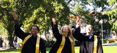 Nah an der Praxis: Trend zum Fernstudium