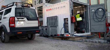 Wir helfen „Helfen“ - Mobile Trinkwassertechnik für Notunterkünfte kommt aus Hitdorf