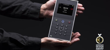 Das INTUS 5200-Terminal von PCS erhält den German Design Award 2016.