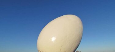 Mysteriöser Riesenei-Fund am Ostseestrand