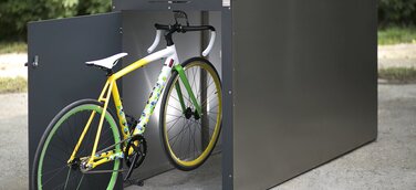 Fahrradbox aus Edelstahl - Fahrradgarage aus Holz