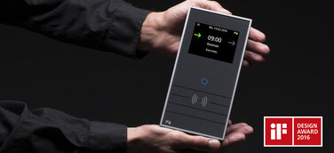 Zeiterfassungsterminal INTUS 5200/G von PCS erhält den iF DESIGN AWARD 2016.