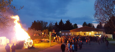 Dance Company Leipzig begeistert zur Walpurgisnacht in Renneritz