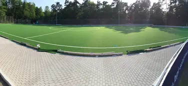 Einweihung des Kunstrasenplatzes mit Fußballturnier in der bpi Arena am Waldbad Senne