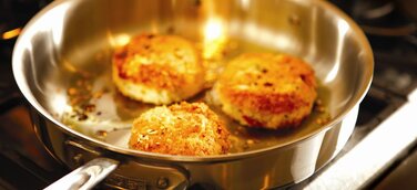 Öl, Butter, Schmalz: So kriegt jedes Bratgut sein Fett weg