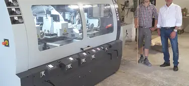 Glasklare Entscheidung für hocheffiziente Hobel- und Kehltechnik. Fensterbauer setzt auf KUPER SWT XL-6.