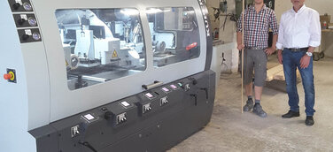 Glasklare Entscheidung für hocheffiziente Hobel- und Kehltechnik. Fensterbauer setzt auf KUPER SWT XL-6.