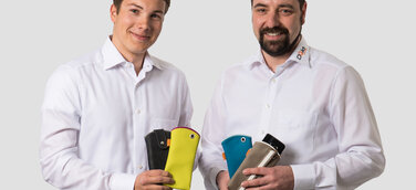 Startup entwickelt App-gesteuerte Tasche zum kabellosen Laden von Smartphones