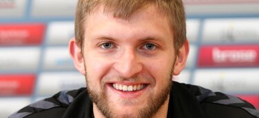 Handball: Johannes Bayer verlängert beim HC Erlangen
