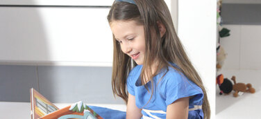 Mumablue begeistert mit seinen personalisierten Kinderbüchern jetzt auch Kinder in Deutschland.