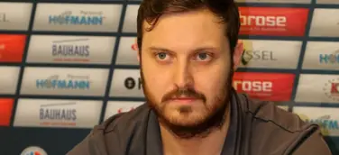 Handball: Jonas Thümmler verlängert beim HC Erlangen