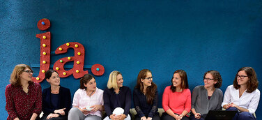 In allen Sprachen Willkommen – Peschel Communications: 20 Jahre Übersetzen, Dolmetschen und Lektorieren in Freiburg und der Welt