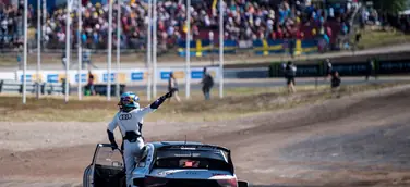 Jubel in Höljes: Audi-Pilot Bakkerud holt sich WM-Rang zwei zurück