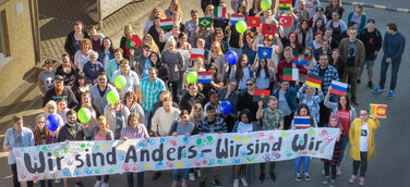 Die sind ausgezeichnet! – maxQ.-Projekt „Wir sind anders – wir sind Wir“ gewinnt Sonderpreis beim Deutschen Weiterbildungstag
