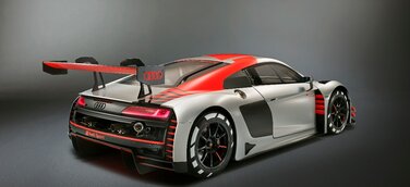 Weltpremiere in Paris: Neue Evolutionsstufe des Audi R8 LMS für den Kundensport
