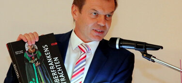 Beeindruckender Bildband "Oberfrankens Trachten" wurde vorgestellt