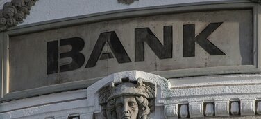 Digital im Abwehrmodus: Klassische Banken ignorieren Kundenwünsche