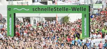Bis zum Mond und fast wieder zurück