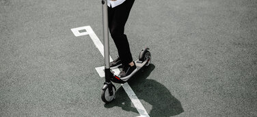 E-Scooter zählen nach wie vor als Elektrogeräte: Gesetzesänderung zum 15.06. stuft sie als Verkehrsmittel ein