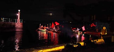 Theater auf dem Wasser in Arona am Lago Maggiore
