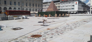 Freie Wähler | FÜR Karlsruhe - Fraktion beantragt Pflanzen und mehr Schatten für den Karlsruher Markplatz