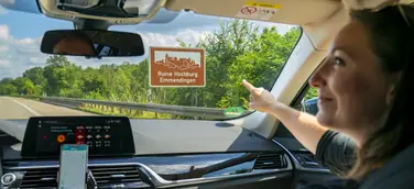 Neue Audioguide-App für Autobahn-Hinweistafeln