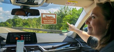 Neue Audioguide-App für Autobahn-Hinweistafeln