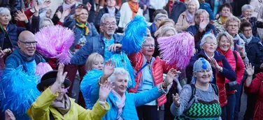 Senioren-Flashmob 2019 – Große Sause mit Theo Fitsos und 59plus