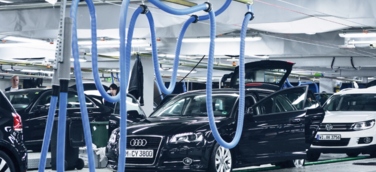 Die ARWE Group macht‘s möglich: 300 Fahrzeuge in der Stunde betanken, waschen und reinigen