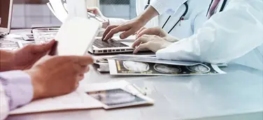 Jetzt zum berufsbegleitenden MBA Gesundheitsmanagement der Universität Hamburg informieren