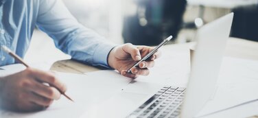 Rettung für den Außendienst – telefonakademie unterstützt Händler mit digitalem Weiterbildungsangebot