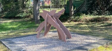 Kunst auf der Liegewiese des Faulerbads und in der Faulerstraße Freiburg