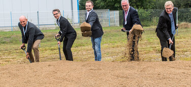 Spatenstich zum Erweiterungsbau bei LEAB