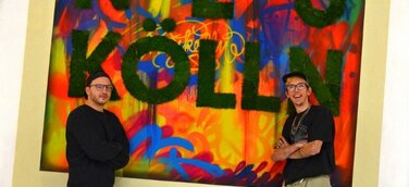 Streetart trifft auf Moos – Neukölln Arcaden mit besonderer „stay safe!“-Inszenierung