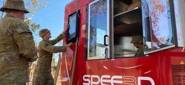 Australische Armee treibt Feldversuch der 3D-Druck-Maschine von SPEE3D ins Extrem