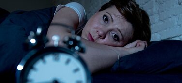 Corona-Stress bringt Deutsche um den Schlaf: Natürliche Alternativen zu Schlafmitteln immer beliebter