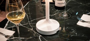 ErreXZero: eine Tischlampe zur Entkeimung von Oberflächen und Luft