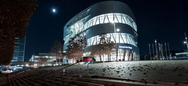 Mercedes-Benz Museum neu in Szene gesetzt