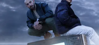 Feinster Deutschrap von Arat – “nicht hier” feat Finity out now.