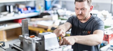 Wirtschaftlichkeit in der Spritzgussfertigung: Inhouse-Produktion statt unterbrochener Lieferketten