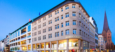 Kostenfreie Corona-Schnelltests, Booster-Impfungen und PCR-Tests in der Europa Passage Hamburg