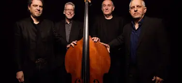 Matthias Deutschmann & Silver City Trio - „Freiburg leuchtet – Die 2G-Gala“