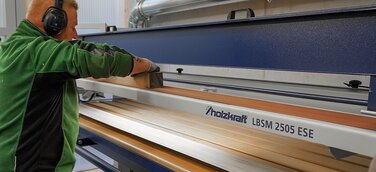 HOLZKRAFT lässt Schloss Rosenau in neuem Glanz erstrahlen