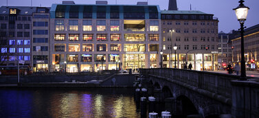 Kinder-Kultur-Fest ‚For A Better Life‘ - Open Air Bühne auf dem Jungfernstieg