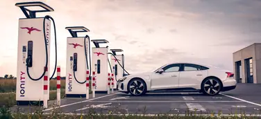 Zweites Leben für E-Auto-Batterien: Audi und RWE errichten neuartigen Energiespeicher in Herdecke